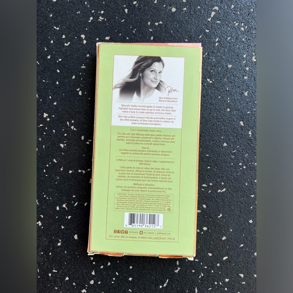 PixieGlow Cake in PinkChampagne Glow - Picture 9 of 10